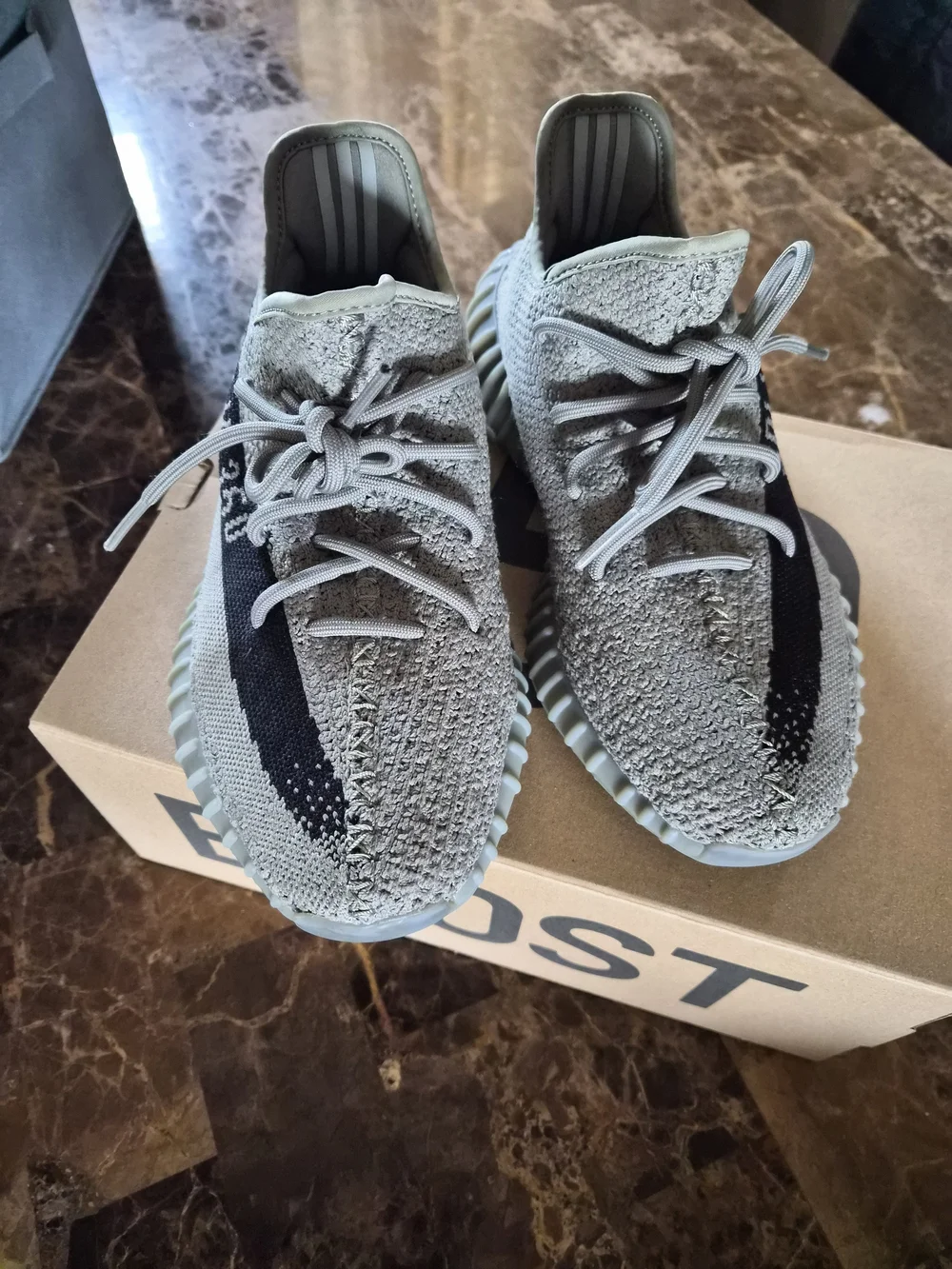 Adidas Yeezy Boost 350 V2 Sneakers - Granite/Black